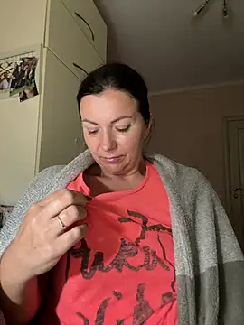 Lana1910 live XXX chat
