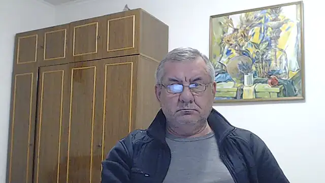 machomale3 Adlı Modelin Canlı XXX Sohbeti