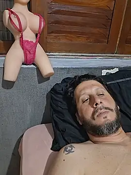 Chat +18 de COROADOTADOCASADO ao vivo