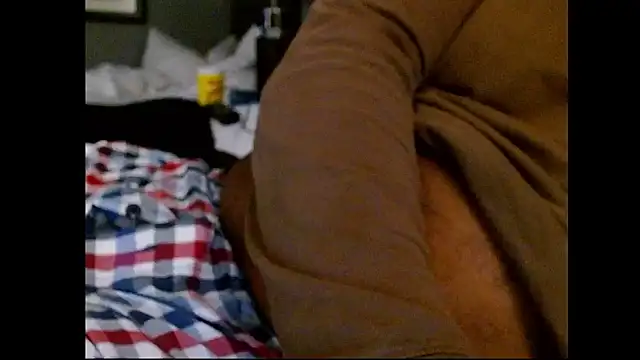 thr33strik3s' Live XXX Chat