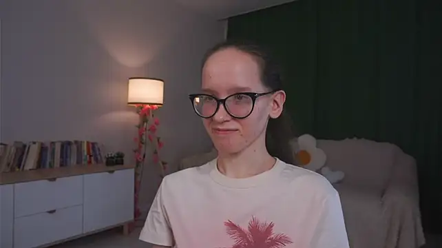 צ'אט XXX בשידור חי של BettyBrowni