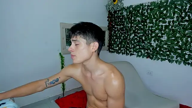 Chat XXX ao vivo de The_beby_guy