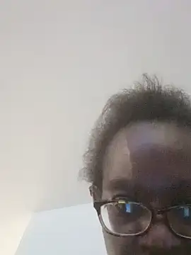 Chat +18 de AcademicHuman67 ao vivo