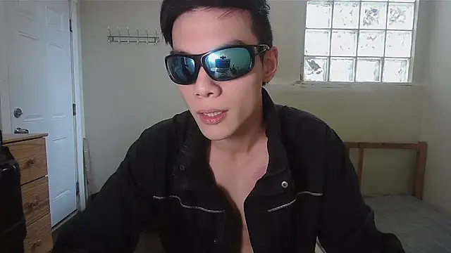 Allen8707 live XXX chat