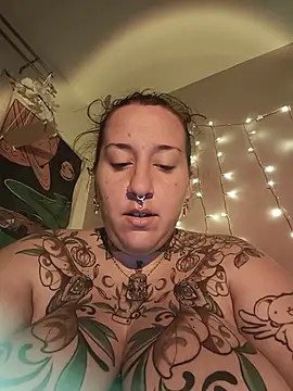 Chat XXX en directo de Thelittledevil388
