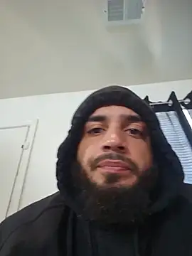 Bustinnuts69 webkamerás műsora