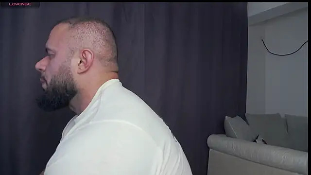 Chatroom XXX en direct de RickyMiami1