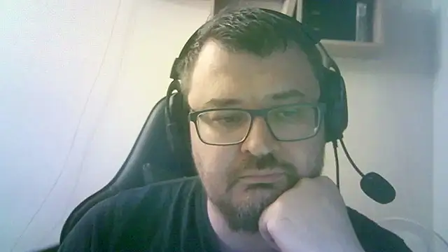 SirAbuser Chat XXX in diretta