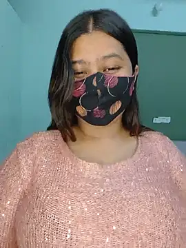 YOUR_GF_ Adlı Modelin Canlı XXX Sohbeti
