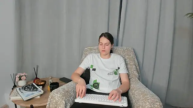 JuttaZempel 라이브 XXX 채팅