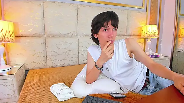 צ'אט XXX בשידור חי של AbyssGaze