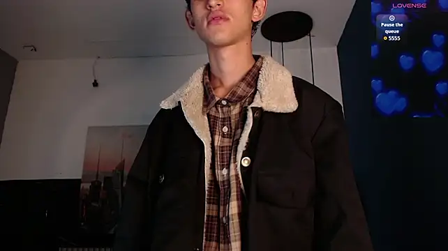 MichaelkoivのライブXXXチャット