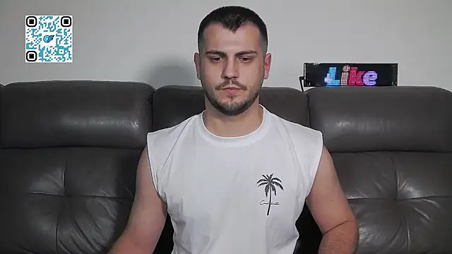 Chat +18 de CrazyDom1 ao vivo