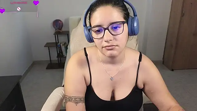 blue__moon_ Live XXX-chat