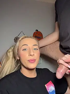 Pokazy przed kamerką – Strongqueen