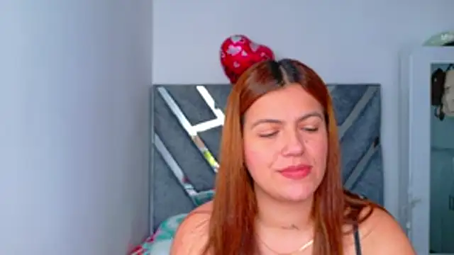 Alexandra_Torress: απευθείας συνομιλία ΧΧΧ