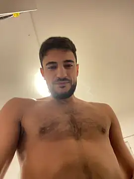 milano01n Live XXX chat