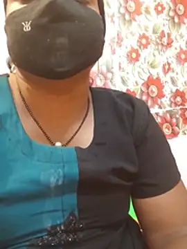 Sravanthi-bb – Live XXX-chat