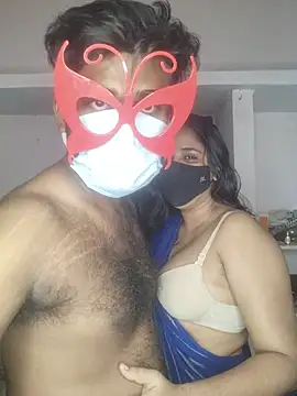 00USER Adlı Modelin Canlı XXX Sohbeti