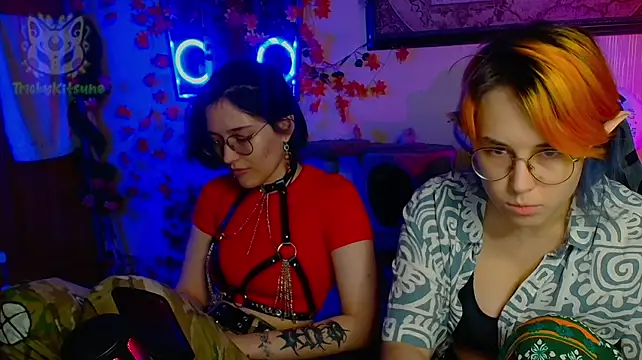 TrickyKitsune 라이브 XXX 채팅