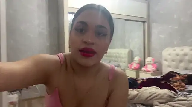 Chat +18 de LizetteSobczak ao vivo