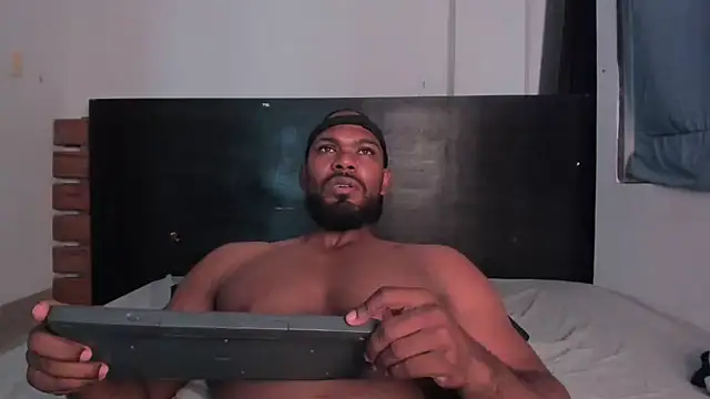Tyler_Waka01 Chat XXX live
