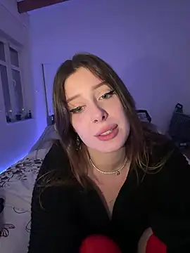 Chat +18 de Chaos_and_cream ao vivo