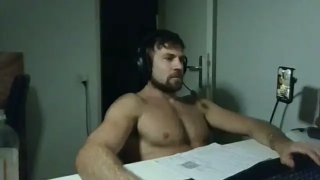 alpha-hunk live XXX chat