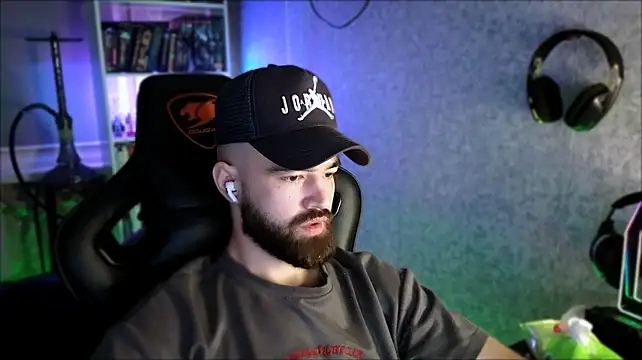 _Serious_Man Live XXX Chat