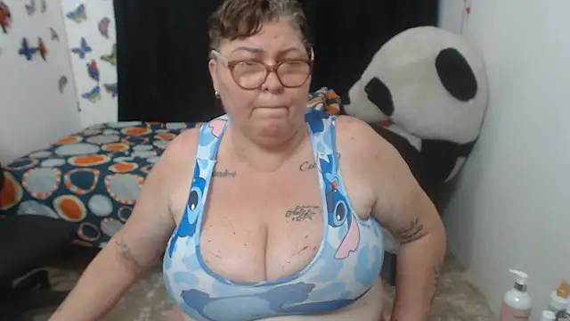 Olgahunder's Live XXX Chat