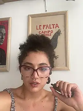 แชท XXX สดของ CurlyMeryJane