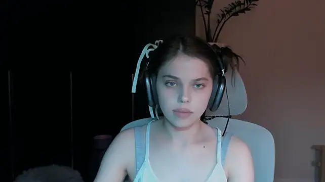MelissaBrank Adlı Modelin Canlı XXX Sohbeti