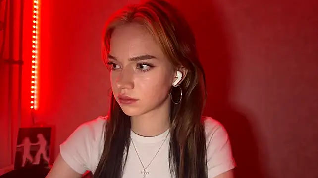 LydaDrozdenko Adlı Modelin Canlı XXX Sohbeti