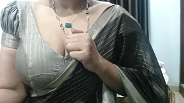 Chat +18 de sunitha-3 ao vivo
