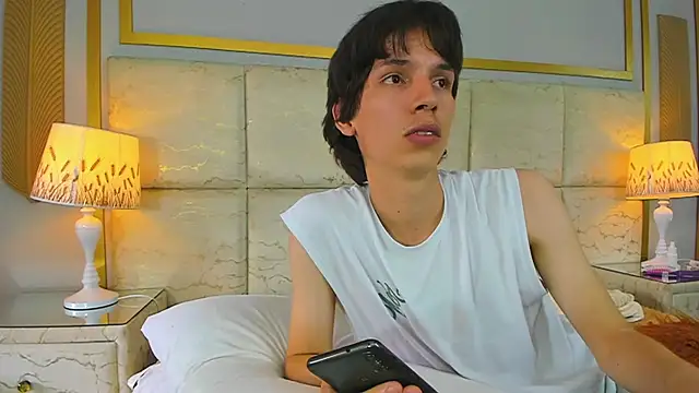Chatroom XXX en direct de AbyssGaze