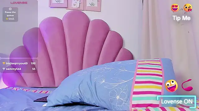 SweettCandyy__: απευθείας συνομιλία ΧΧΧ
