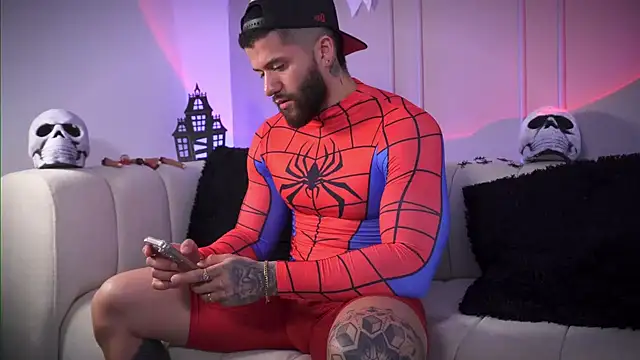 XXX chat uživo modela Frank_Farrell