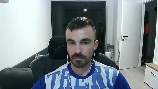 XXX chat uživo modela mu5clemania2