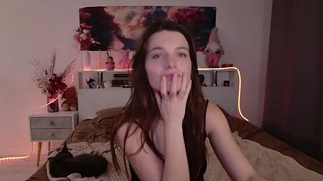 Chat +18 de Nellie_Medina ao vivo
