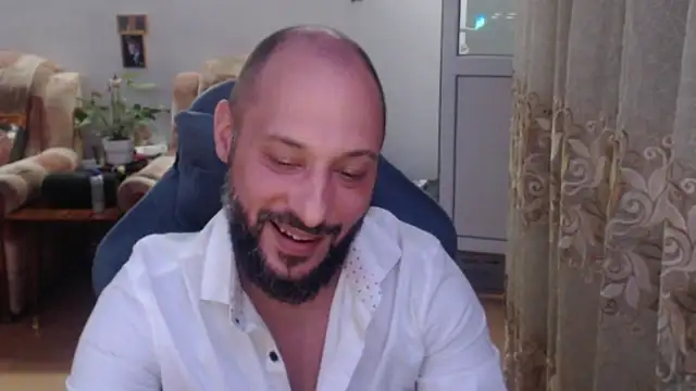 wildcrazy27 Live XXX Chat
