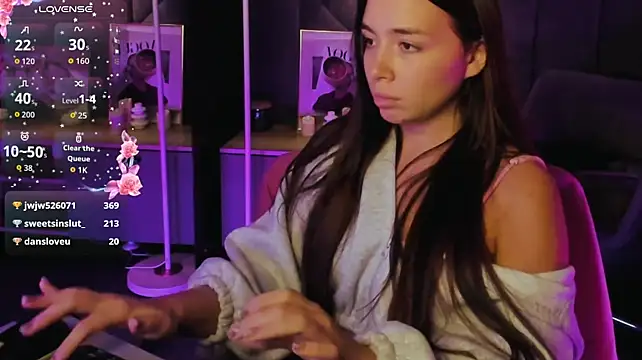 Chat XXX en directo de KiaraKiy