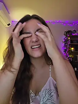 XXX chat uživo modela MiaRides19