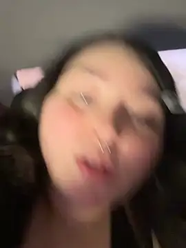 Evemeqt Chat XXX in diretta