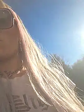 Chat XXX en directo de BeautifulBustyBlonde