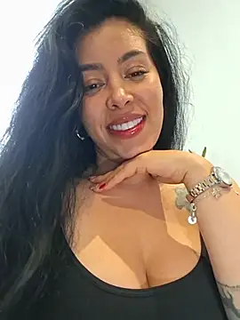 Luianna 现场XXX聊天