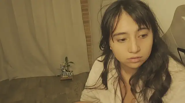Chat XXX ao vivo de EmmitaGarcia