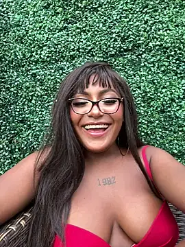 Chatroom XXX en direct de Emma_Dancer
