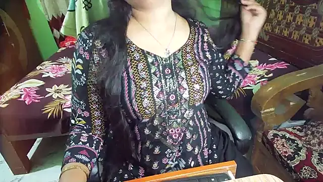 BengaliQueenStar – Live XXX-chat