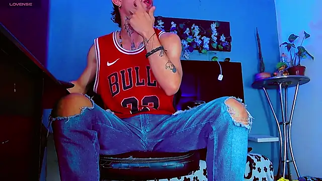 HannibalLester Live XXX Chat