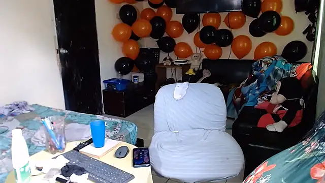 Sashaferrari2000 Live XXX-Chat